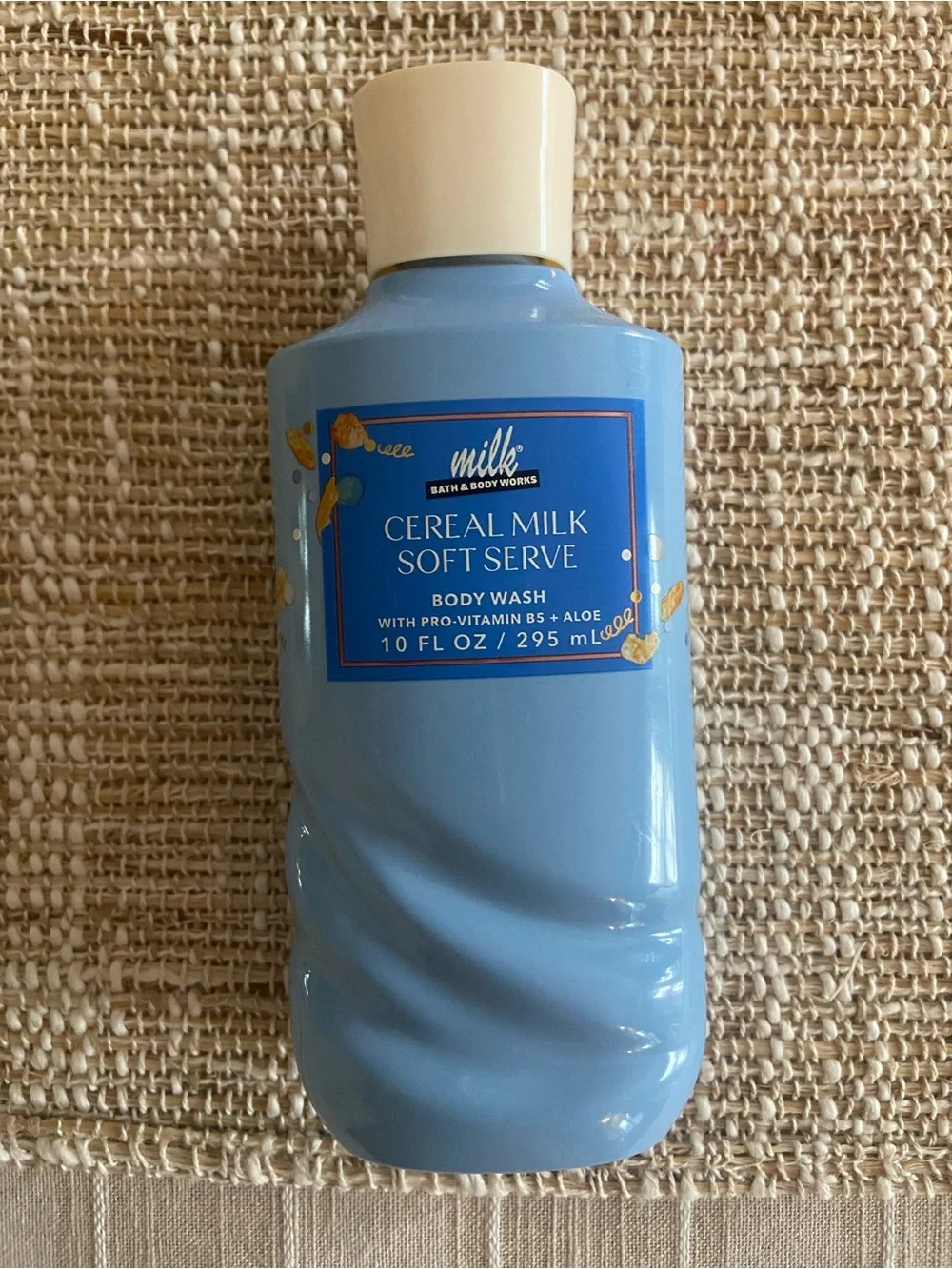 Brand new Bath and body! Body wash & body cream (cereal milk soft serve scent)